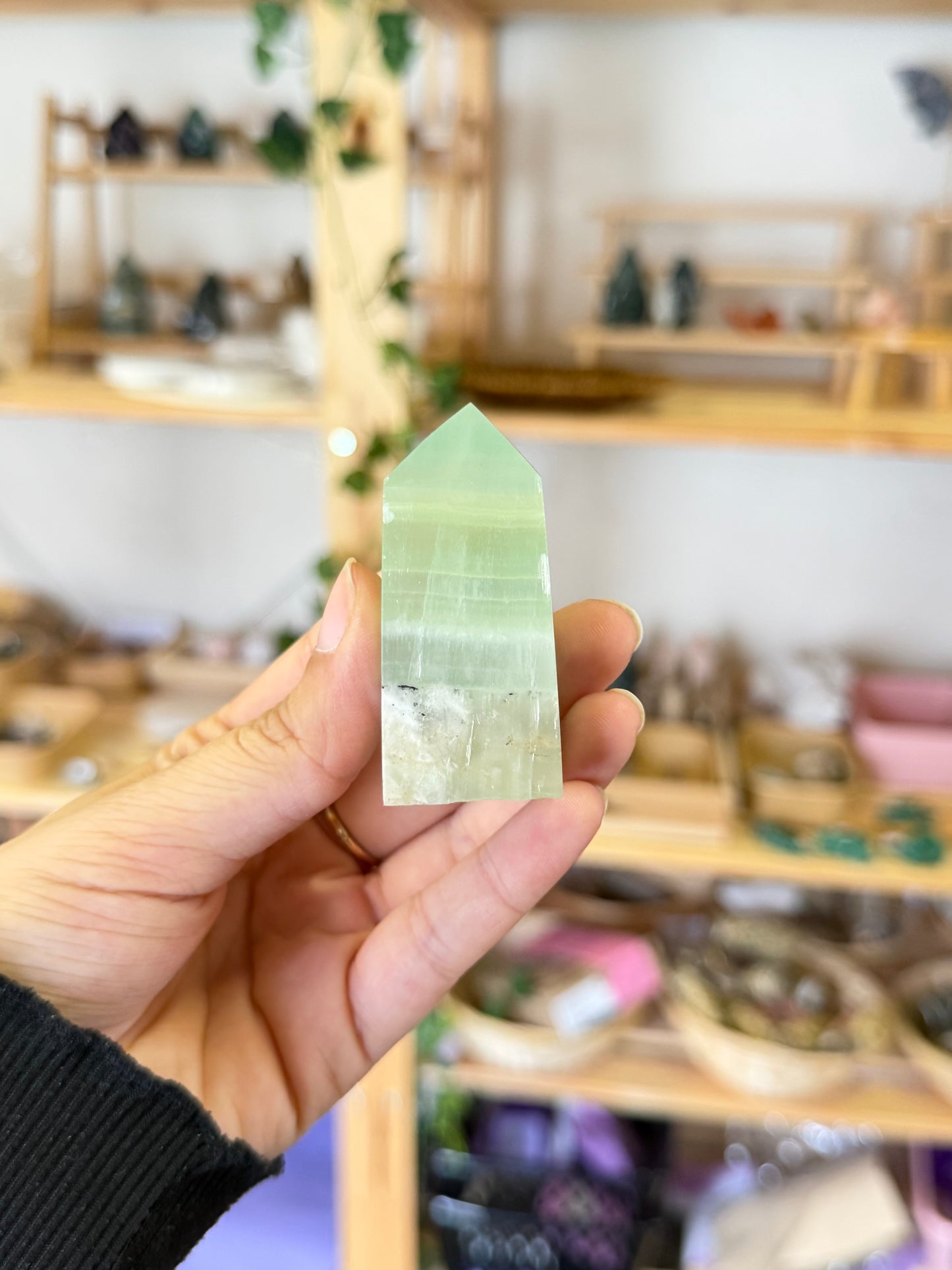 Caribbean Calcite Tower L