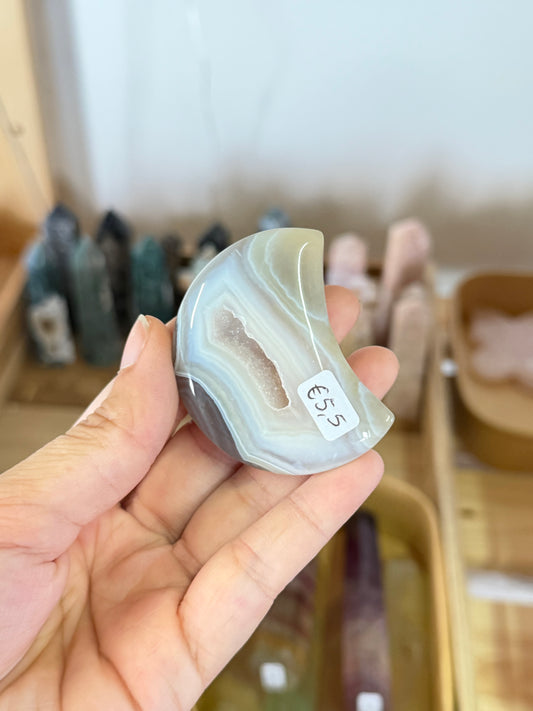 Agate Moon
