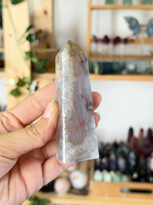 Black Flower Agate Tower | L