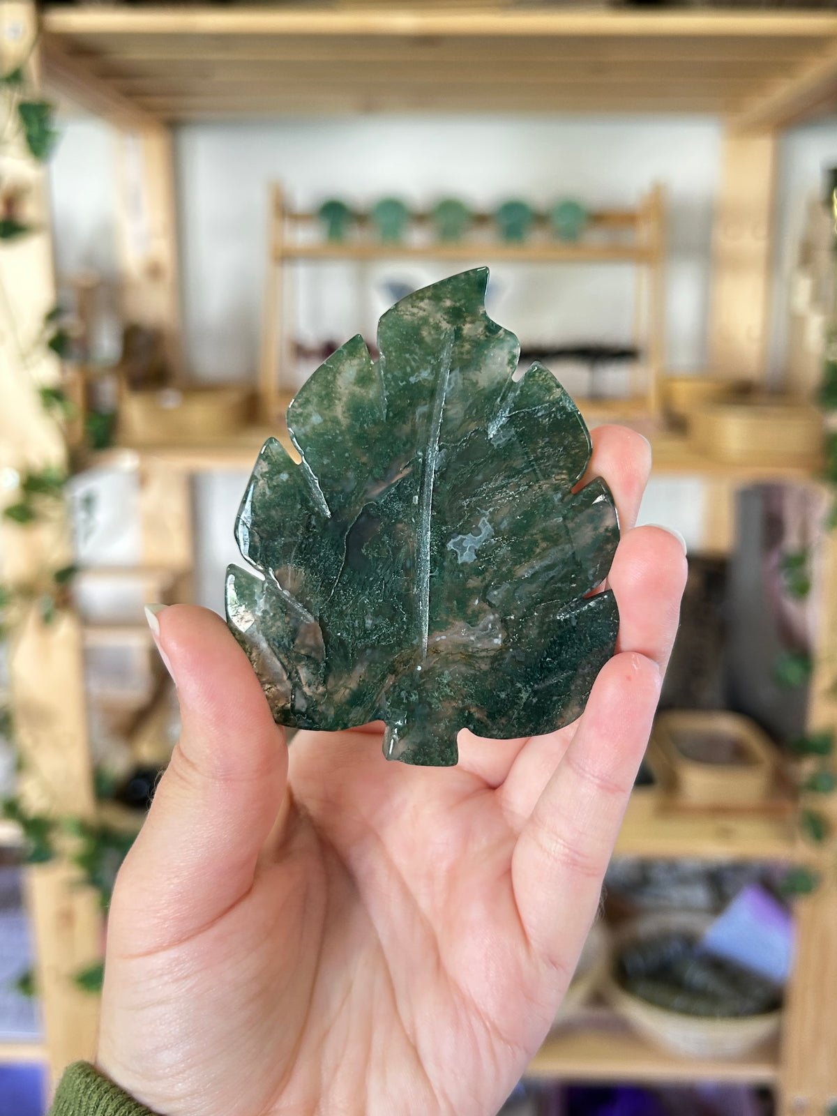 Moss Agate Leaf