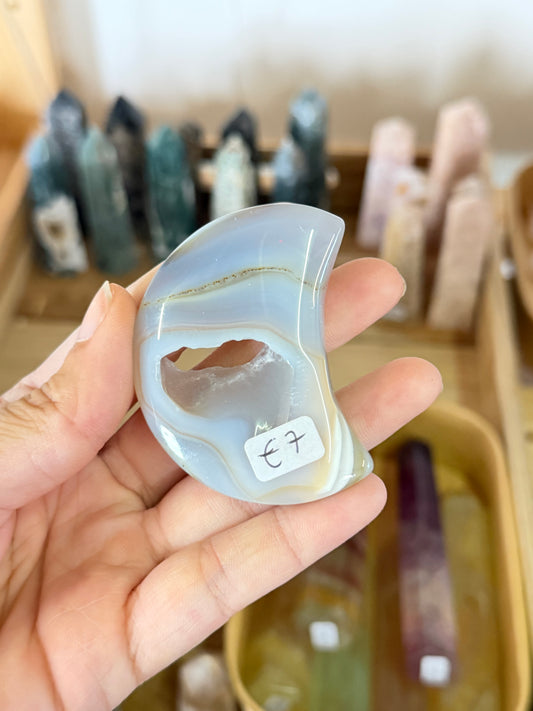 Agate Moon