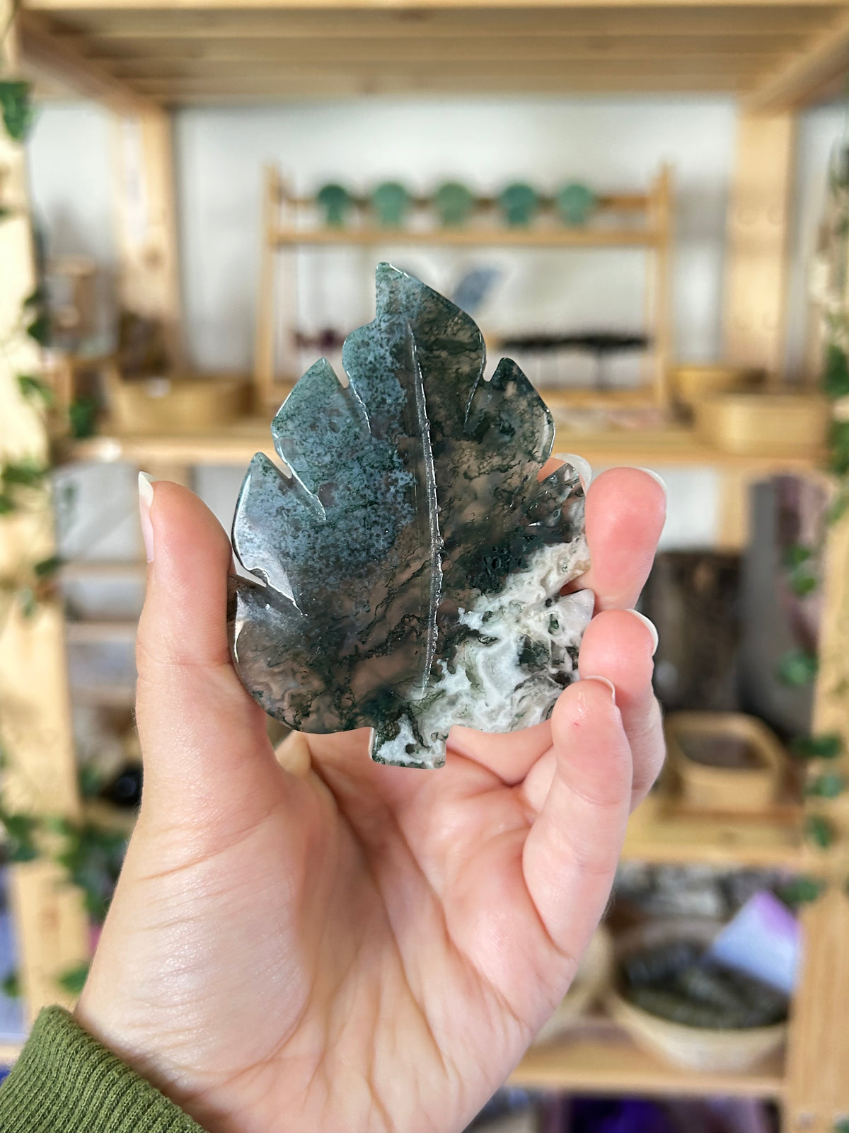 Moss Agate Leaf
