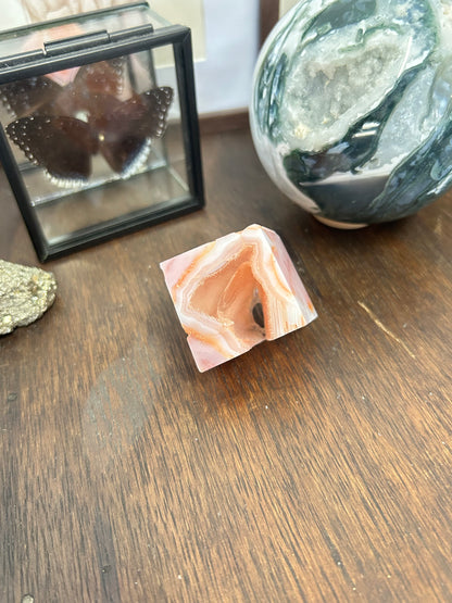 Carnelian x Flower Agate Cube